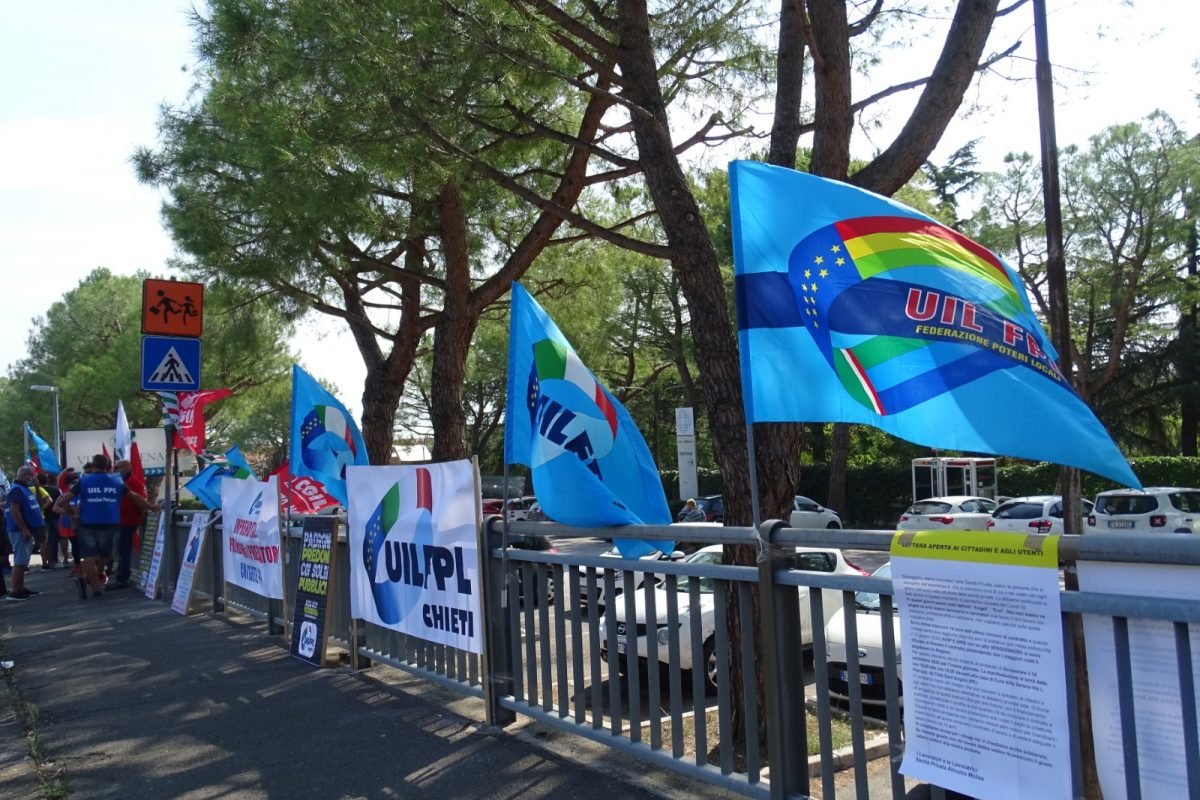 Manifestazione UilFpl Chieti